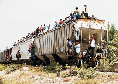 Los migrantes asesinados fueron arrojados a las vías férreas