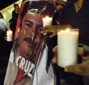 Desde la noche del martes, los compañeros de Goyo Jiménez expresaron su luto, y en protesta a lo que consideran un atentado a la libertad de expresión.