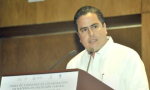 Joaquín Caballero, alcalde de Coatzacoalcos.