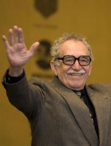 Gabriel García Márquez fue uno de los escritores más importantes de la historia de la literatura, no solo por haber ganado en 1982 el Premio Nobel, si no por ser el principal exponente latinoamericano del "realismo mágico".