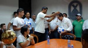 Por su compromiso con el deporte