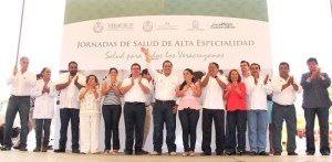 El Cabildo de Coatzacoalcos con diputados de la actual Legislatura.