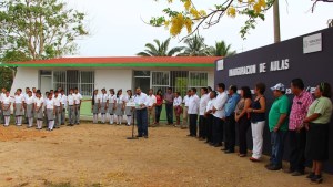 Apoyos a telesecundarias de Coatzacoalcos de comunidades ejidales.
