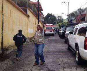 Cae un árbol en la secundaria Técnica 3 en Xalapa; muere una de las alumnas. Genera consternación entre la población xalapeña.