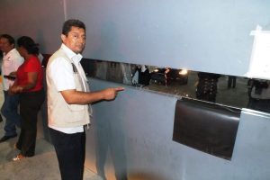 Los impactos de bala fueron contra el área de facturación, para que el empleado diera todo el dinero.