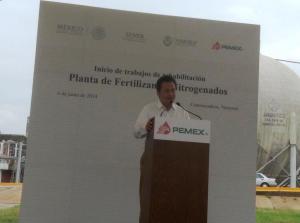 Emilio Lozoya Austin, director de Pemex, en su discurso en Coatzacoalcos.
