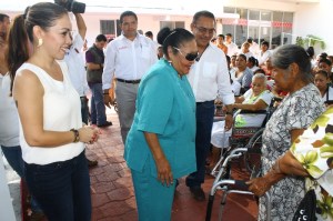 El Ayuntamiento, el DIF municipal y Fundación Mary Sam en apoyo a los más necesitados, el sector más vulnerable.