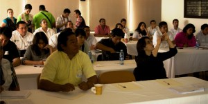 Personal del gobierno de Coatzacoalcos durante la presentación de la estrategia contra cambio climático.