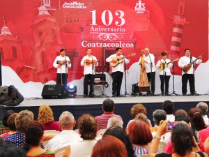 Son Jarocho para celebrar Coatzacoalcos como ciudad desde su fundación.