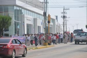 La marcha partió desde el parque del IMSS hacia las oficinas regionales de Derechos Humanos.