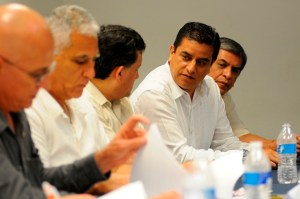 Coparmex Coatzacoalcos durante la firma del convenio.