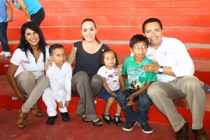 Todo el apoyo del gobierno municipal a la niñez de Coatzacoalcos.