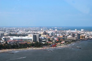 Las playas de Veracruz están listas para recibir a sus visitantes bañistas.
