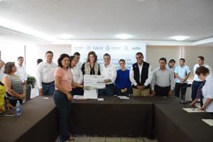 Apoyan a asociaciones civiles de Coatzacoalcos.