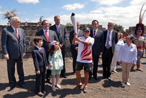 A solo 30 días de los Juegos, encienden el fuego nuevo.