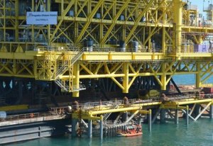 Es la primera plataforma que se instala en el Golfo de México bajo el procedimiento de float over.