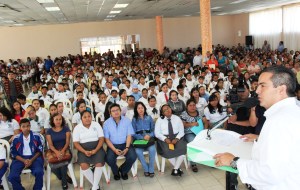 Más de un millón de pesos en este ciclo escolar.