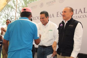 Entregaron más de 2.7 millones de pesos.