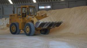 El azúcar será almacenada en el puerto para posteriormente embarcarla.