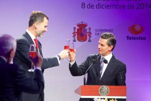 Con el Rey de España, en la Cumbre de Iberoamerica.