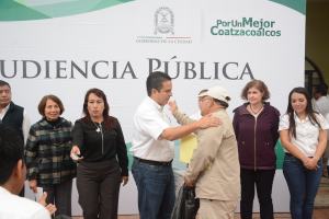 El alcalde atendió a todos los sectores de la población.