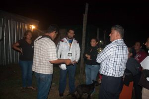 Durante las diligencias en el predio en disputa.