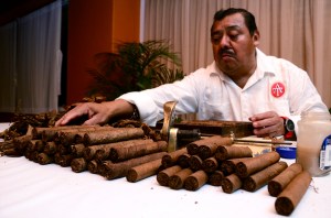 Reforzarán la producción de hoja y fabricación de puros, además de estrategias de comercialización y conexión con la demanda dentro y fuera del país.