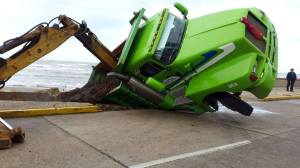 Lo tuvieron que sacar con un trascavo.