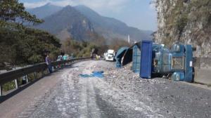 Se derramaron miles de litros de combustible.