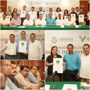 Entregó distintivos al sector empresarial vinculado al turismo en Coatzacoalcos.