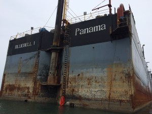 La barcaza tiene un valor por 10 millones de dólares; por su grueso de acero y doble casco.