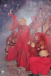 Brindó un show del agrado del público.