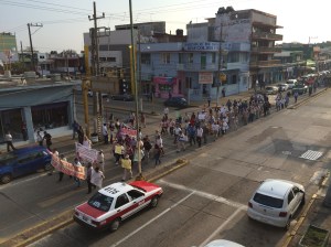La marcha inició desde el IMSS hasta concluir en el parque Independencia.