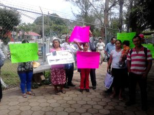 Aseguran que violan sus derechos humanos.