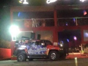 Al parecer, la intención era incendiar el lugar.