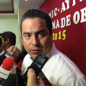 Joaquín Caballero, alcalde de Coatzacoalcos.