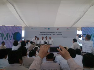 Momento histórico: Pemex Pajaritos se convierte ahora en Petroquímica Mexicana de Vinilo.