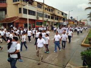 6 Sindicatos afiliados al PRI participaron en el desfile oficial.