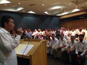 Héctor Yunes Landa, senador por el PRI en el convivio de unidad tricolor en Coatzacoalcos.