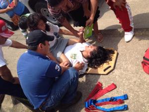 Daba alaridos, sufría convulsiones, con ojos en blanco y violentos manotazos.