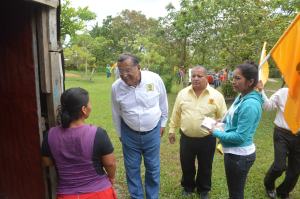 Escuchó cada una de las peticiones de la ciudadanía de Agua Dulce. 
