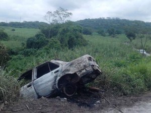 Fue levantado en este Tsuru, que después fue encontrada incendiada la unidad.