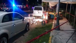 Estaba cenando antojitos cuando llegó el grupo armado que le disparó.