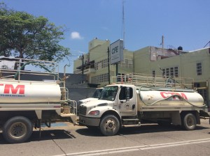La Cmas y el Ayuntamiento contrataron pipas a la CTM regional para poder surtir el agua.