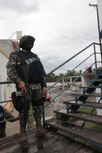 Los navales piden al Gobierno de Veracruz que cumpla con su aportación del convenio bi-partita con la Armada de México.