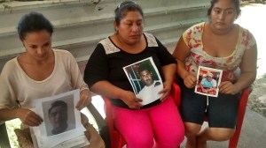Familiares de desaparecidos en Coatzacoalcos, tras levantones.