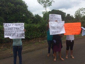 Reclaman que Huazuntlán sea declarado municipio libre.