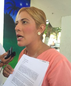"Con peritajes falsos del DIF municipal me quitaron a mi hijo", acusa Lilia Gema Santiago. 