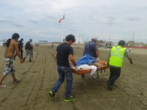 Cuando llegó la Cruz Roja y fuerzas de tarea ya era demasiado tarde. (Foto Nahum Dávalos)