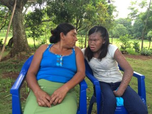 Martha, tiene 15 años y necesita tu ayuda: sus medicamentos para combatir la enfermedad Ictiosis Arlequín.